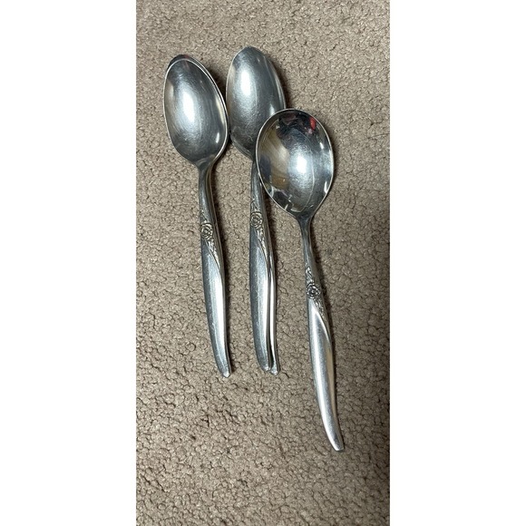 5 Pc Vtg Oneida Wm A Rogers Premier LA ROSE 4 & 1 Extra Spoon - Picture 4 of 7